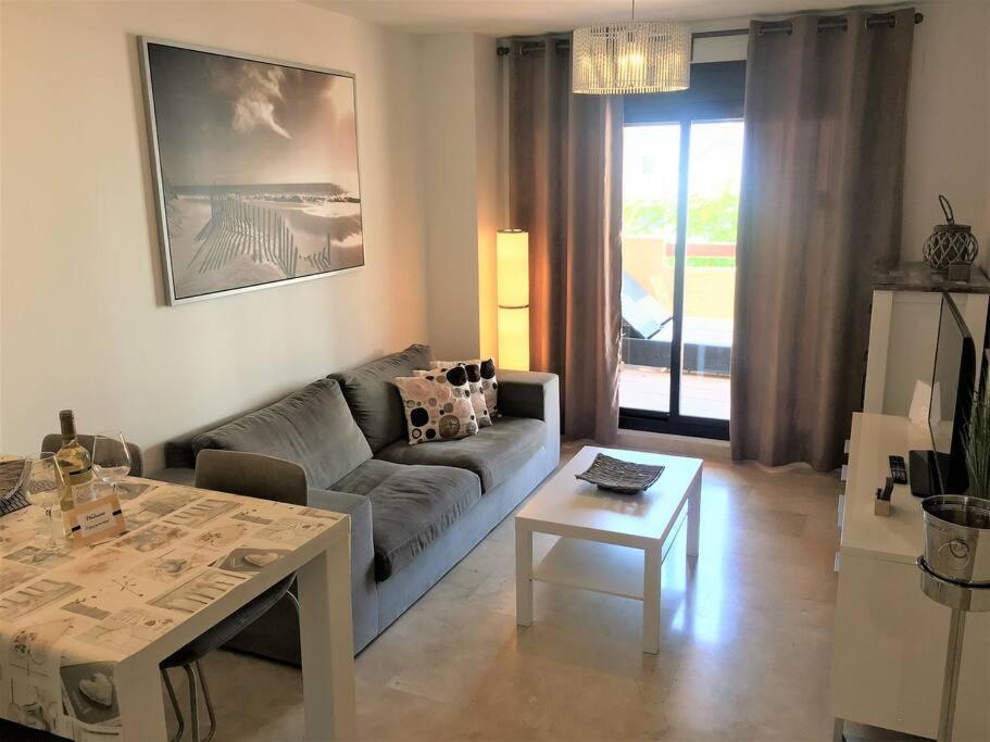 Posedenie v ubytovaní Modern 1 bedroom apartment, in La Cala De Mijas