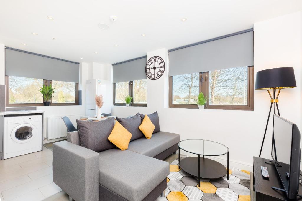 New Entire Apartment In Perry Barr with Free Parking