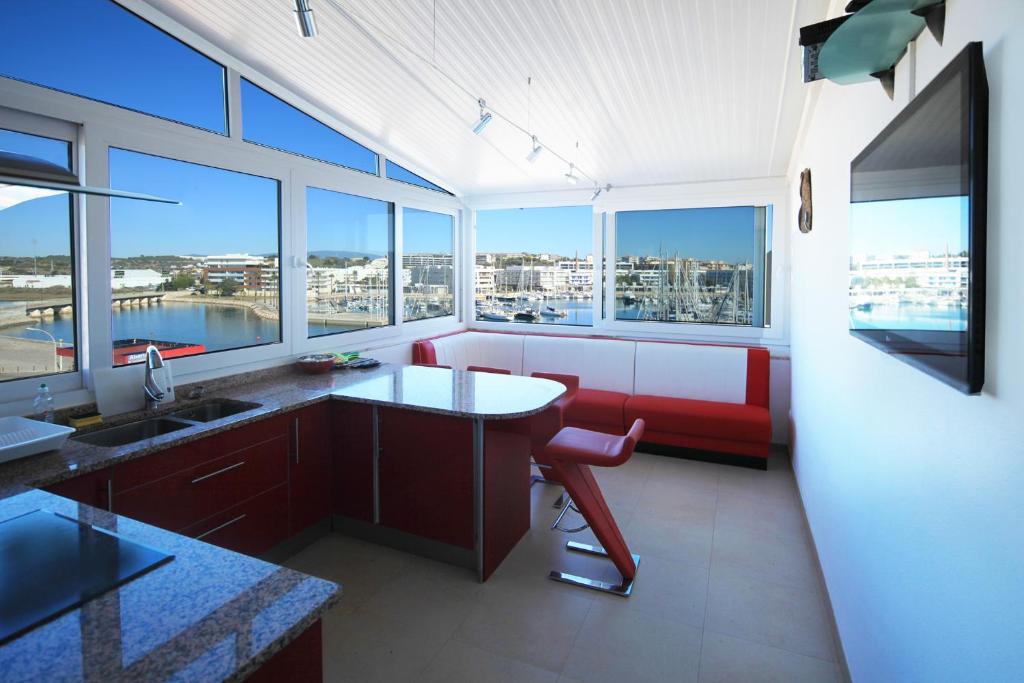 Lagos apartment with panoramic yacht Marina views