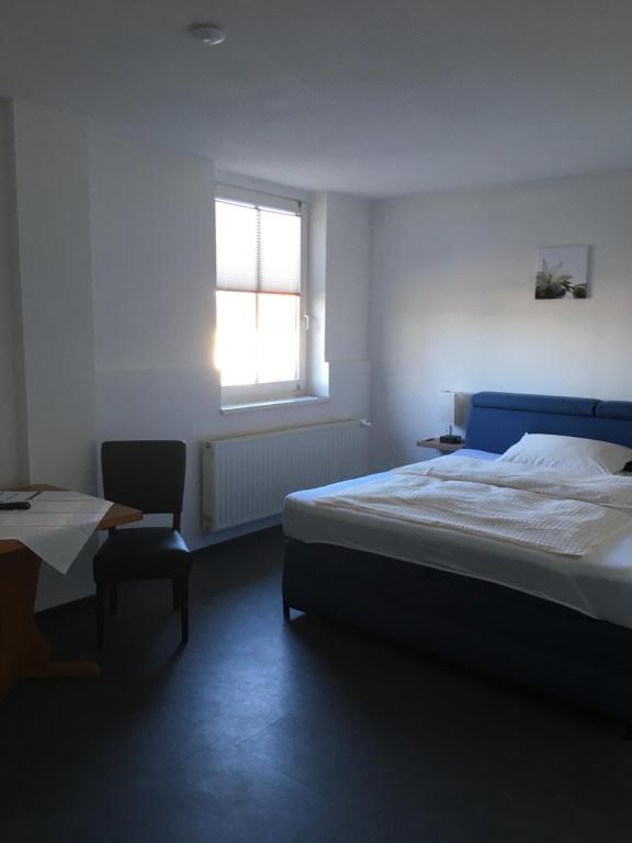 Hotel-Restaurant zur Post - Budget Tweepersoonskamer