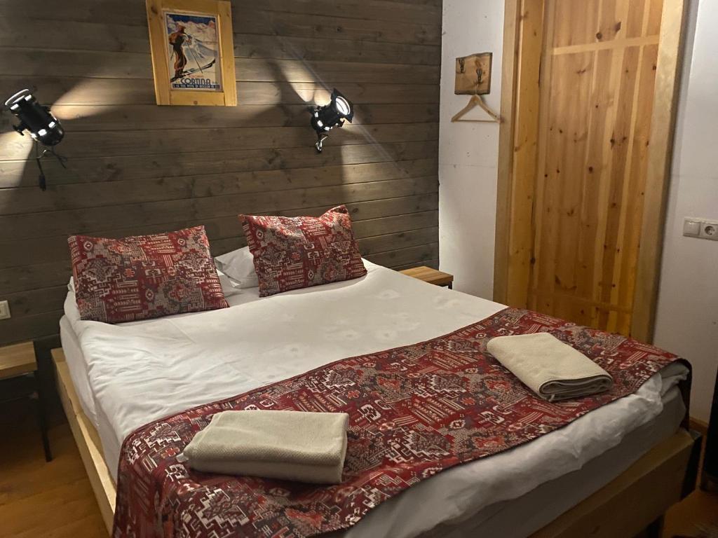 Mountain Cricket Chalets and Apartments Gudauri - Familiekamer Met Eigen Badkamer