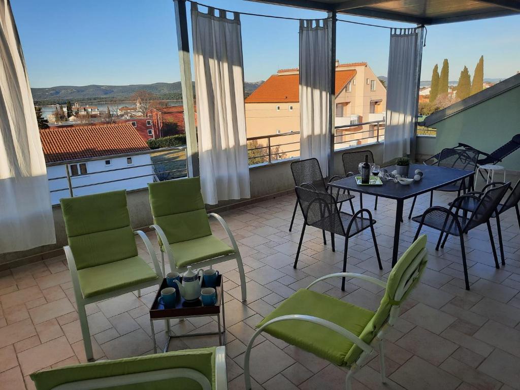 Posezení v ubytování Apartment Vatrogasac