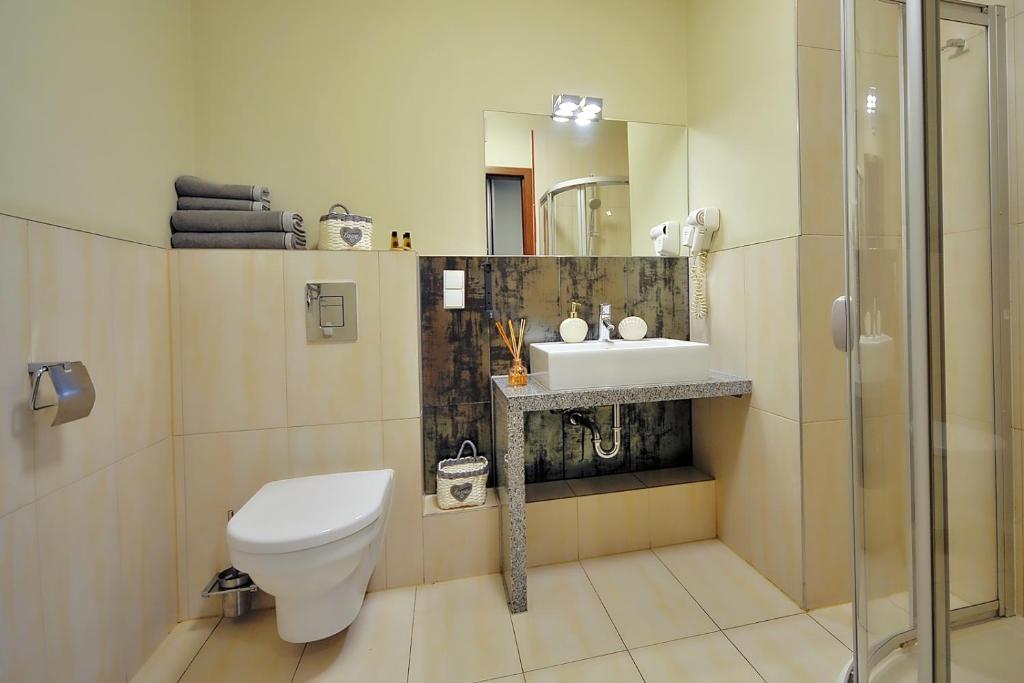 Kúpeľňa v ubytovaní 209 w ROYAL TULIP SAND przy plaży DOBRUK APARTAMENTY