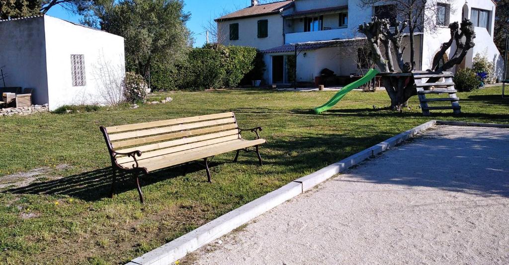 Zahrada ubytování L'Esperluette en Camargue