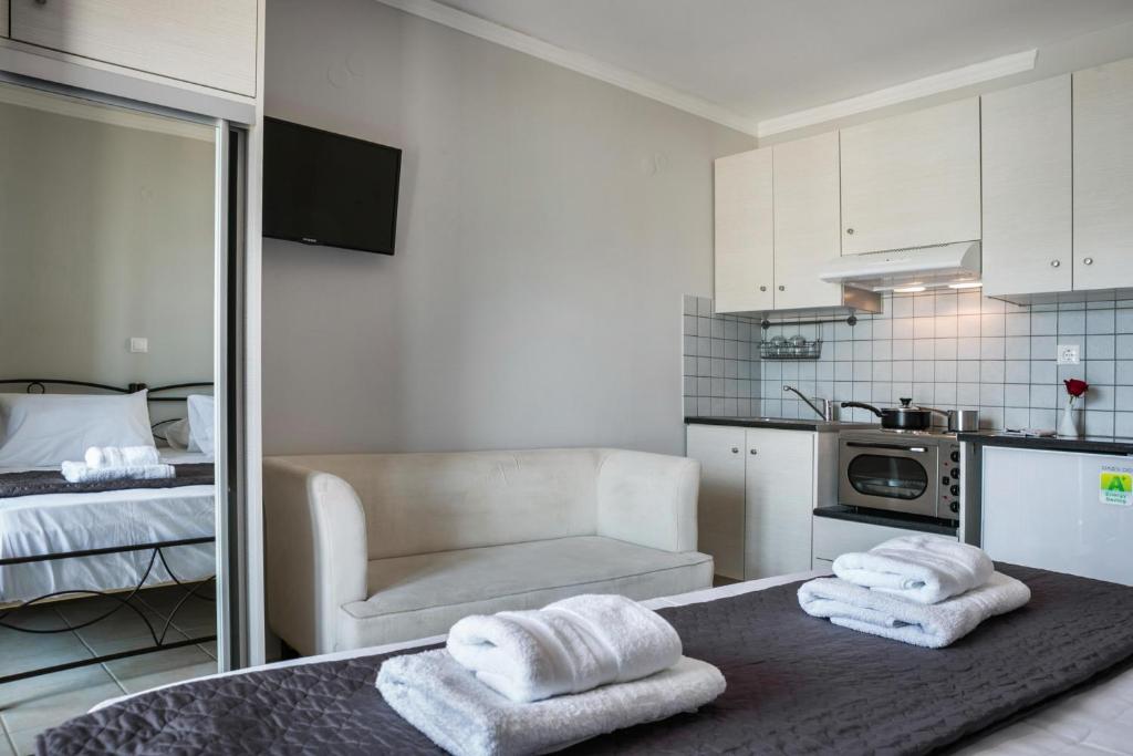 Kuchnia lub aneks kuchenny w obiekcie Fidias city rooms
