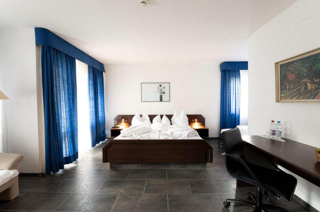 Hotel Astoria am Urachplatz - Resim 43