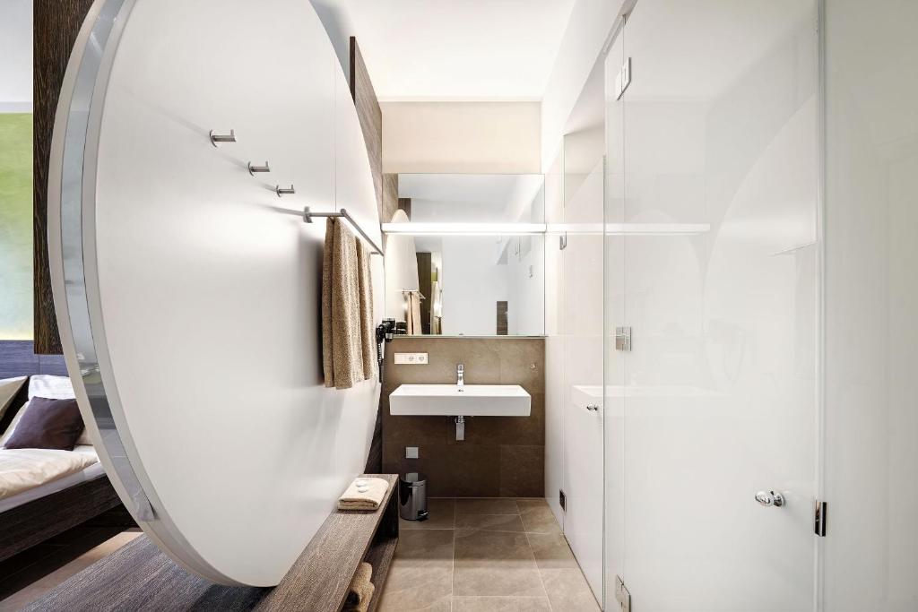Kúpeľňa v ubytovaní eee Hotel Marchtrenk