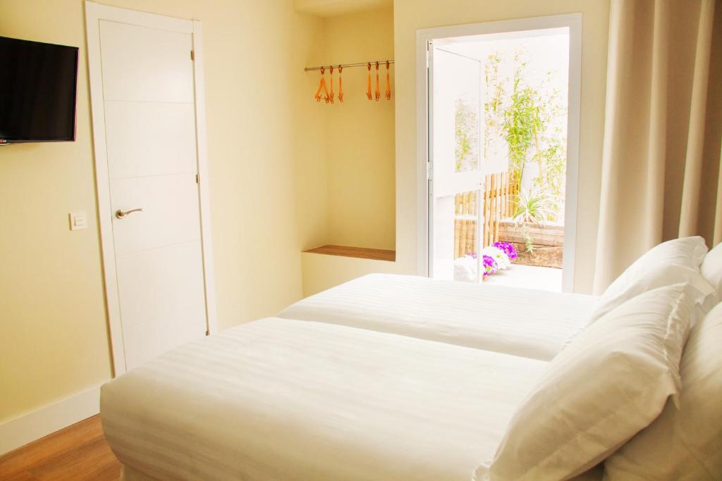 H Boutique la Caleta bay - 四人家庭间 - 带露台