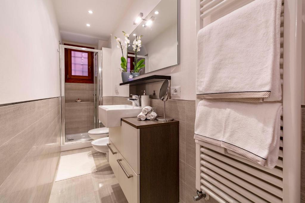 Kúpeľňa v ubytovaní central apt