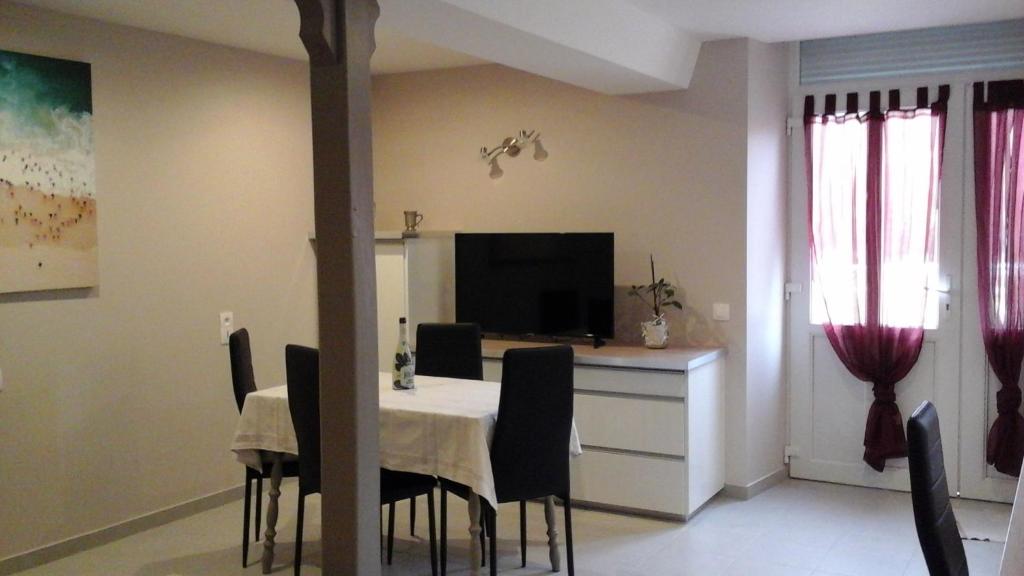 Gîtes de L'Aumondière - Casa Con Una Camera Da Letto