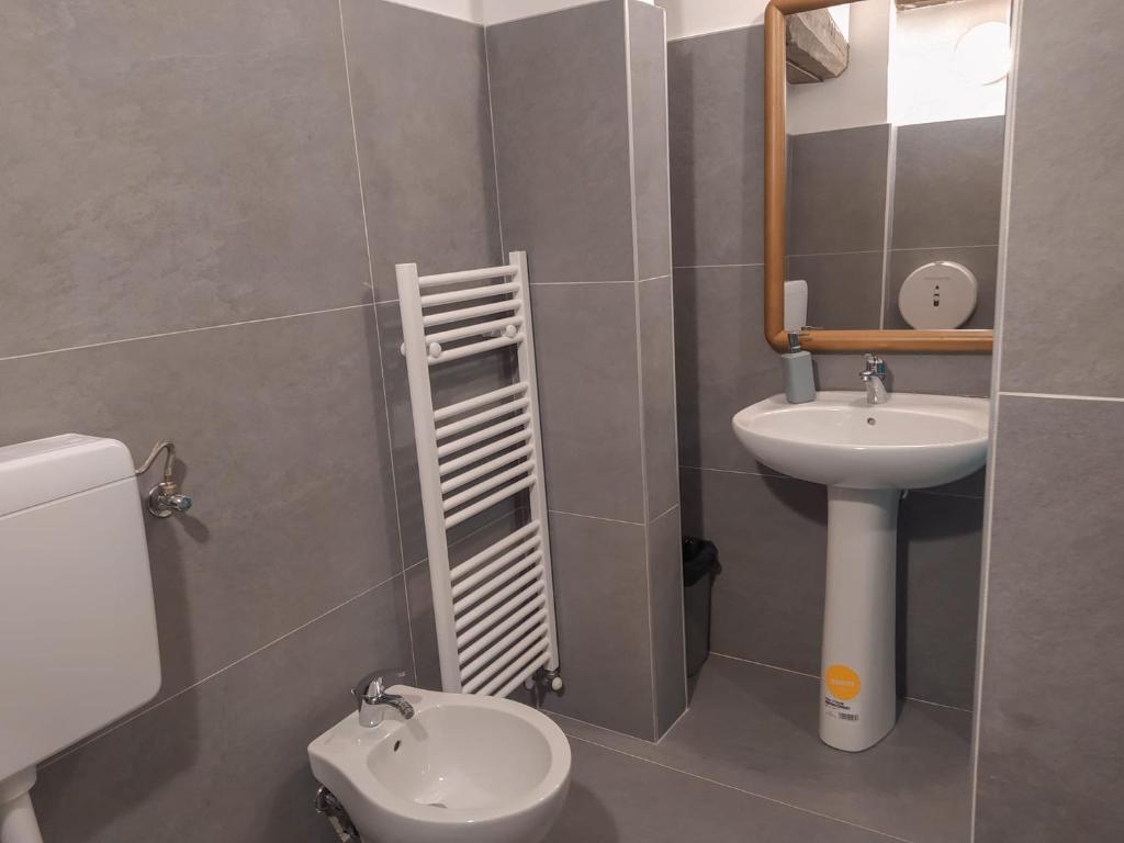 Koupelna v ubytování Hostel Il Nosadillo - Bologna