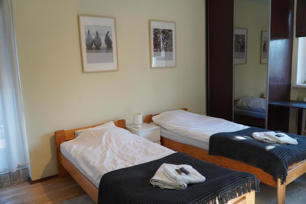 Apartament Paderewski - Tweepersoonskamer Met 2 Aparte Bedden En Terras