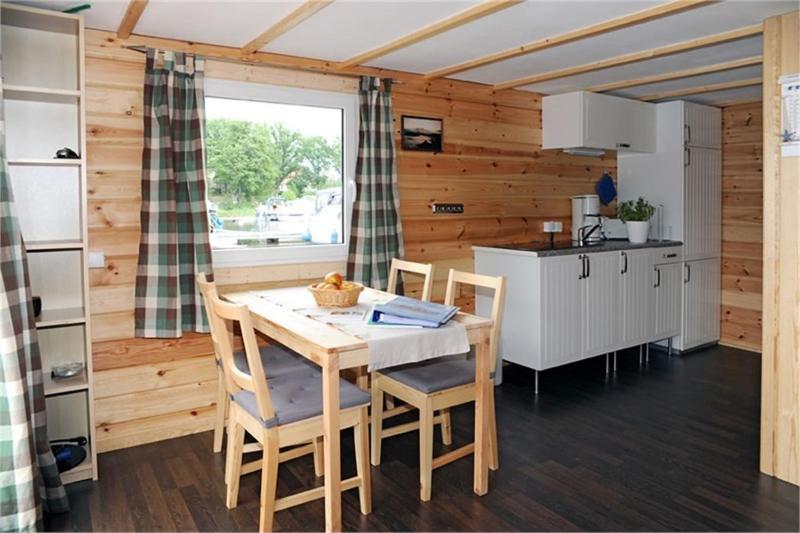 Kuhnle-Tours Hafendorf Müritz - Mobile Home
