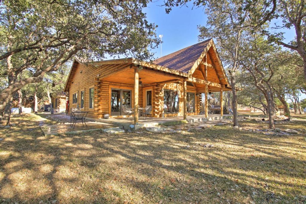 Twin Acres Scenic Ranch in Texas Hill Country, Florence (updated prices
