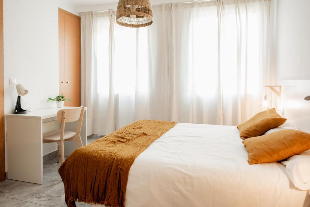 Apartamentos FV Flats Valencia - Mestalla 5, Valencia ...