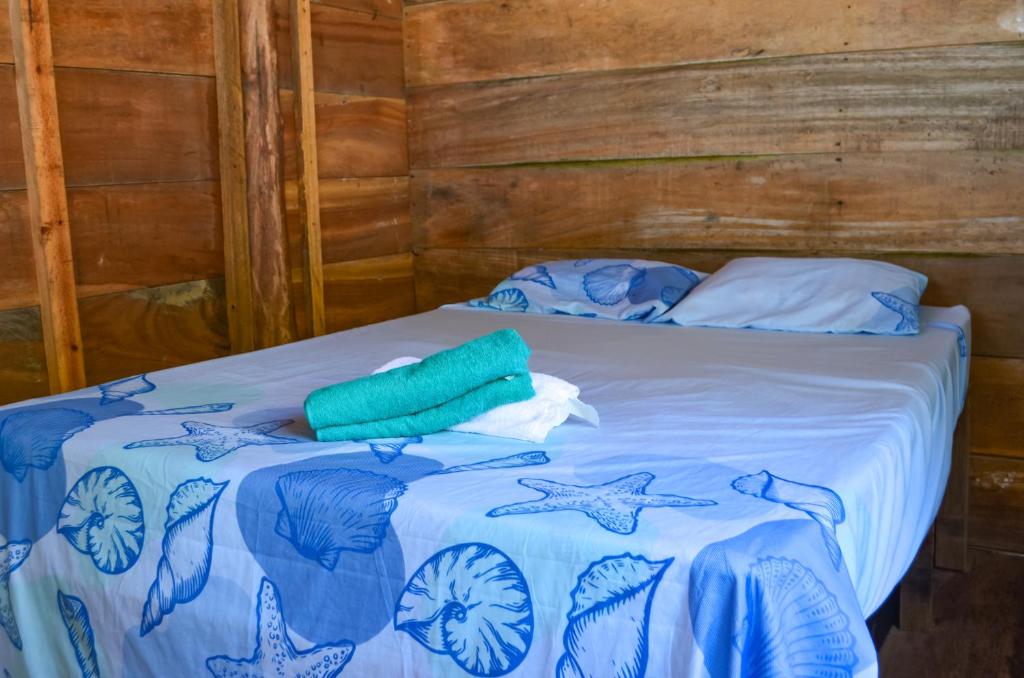 Voodi või voodid majutusasutuse Hostal velero relax toas
