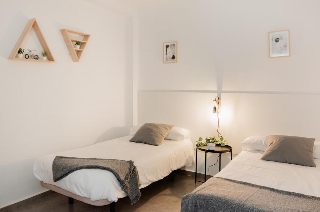 Apartamentos FV Flats Valencia - Mestalla 7, Valencia ...