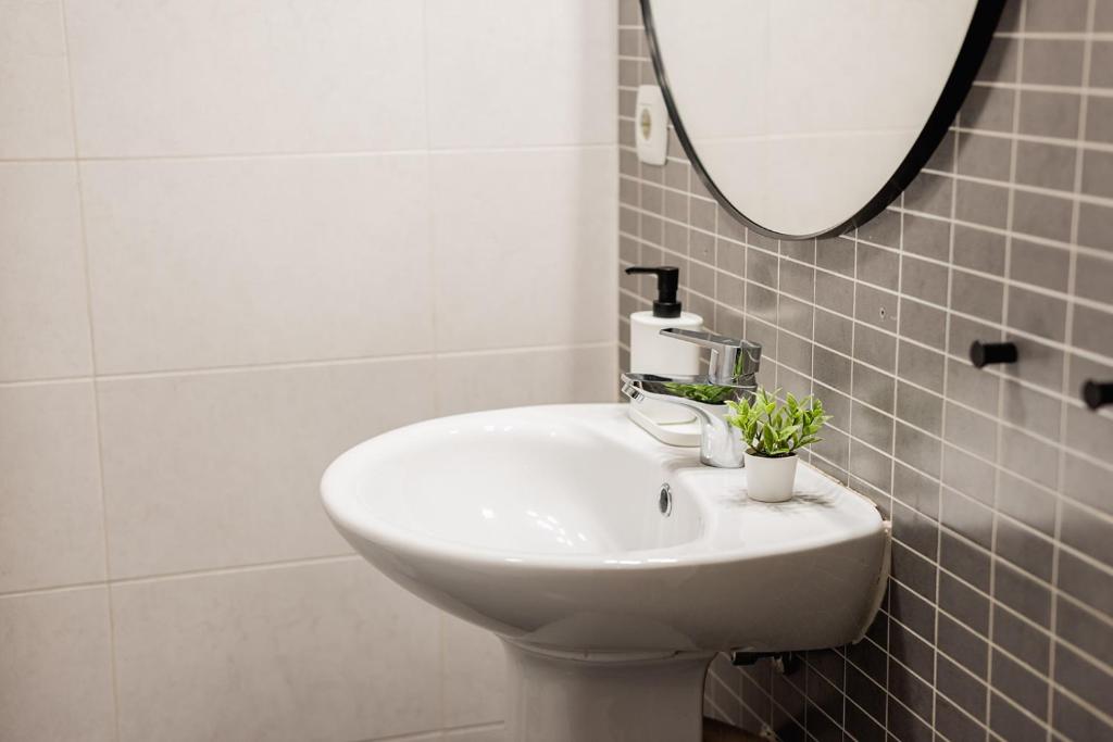 Apartamentos FV Flats Valencia - Mestalla 7, Valencia ...