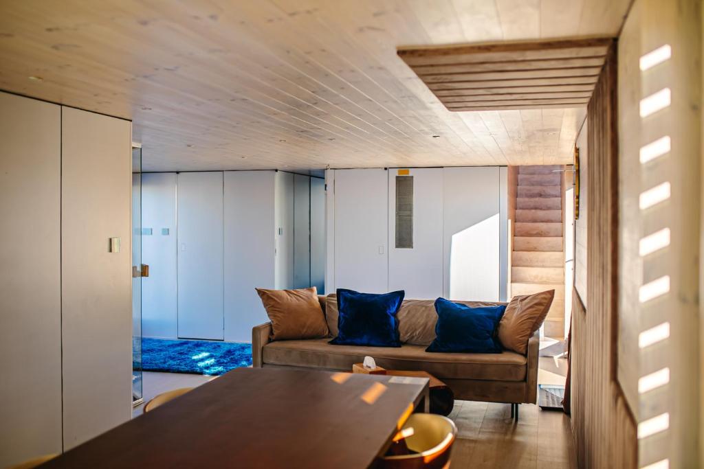 HT Houseboats - domki na wodzie - sauna, lake view - 13