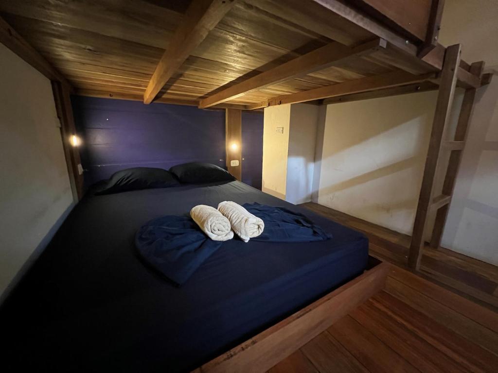 Postel nebo postele na pokoji v ubytování Playa 506 Beachfront Hostel