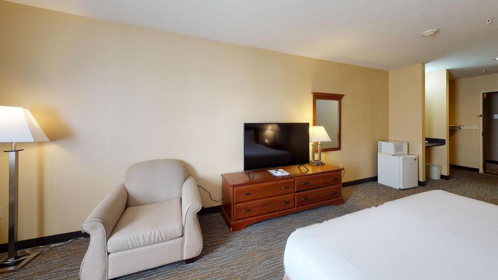 Ramada by Wyndham Strasburg - Shenandoah Valley - King Room - Toegang Van Gehandicapten/niet -roken