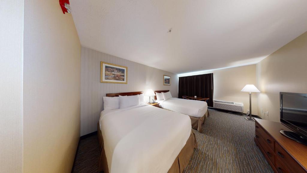 Ramada by Wyndham Strasburg - Shenandoah Valley - Tweepersoonskamer Met Twee Tweepersoonsbedden - Niet Roken