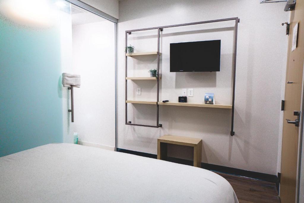 SOVA Micro-Room & Social Hotel - Chambre Supérieure Lit Queen-Size
