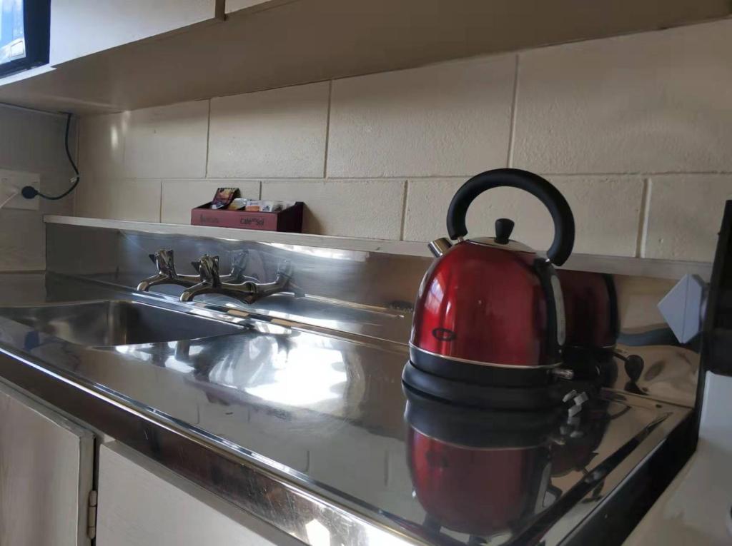 Astral Motel - Resim 16