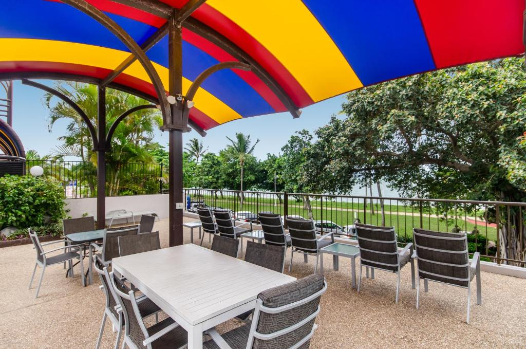 Waters Edge The Strand - Resim 15