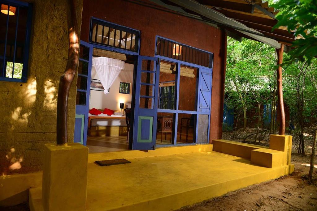 Back of Beyond - Pidurangala - 10