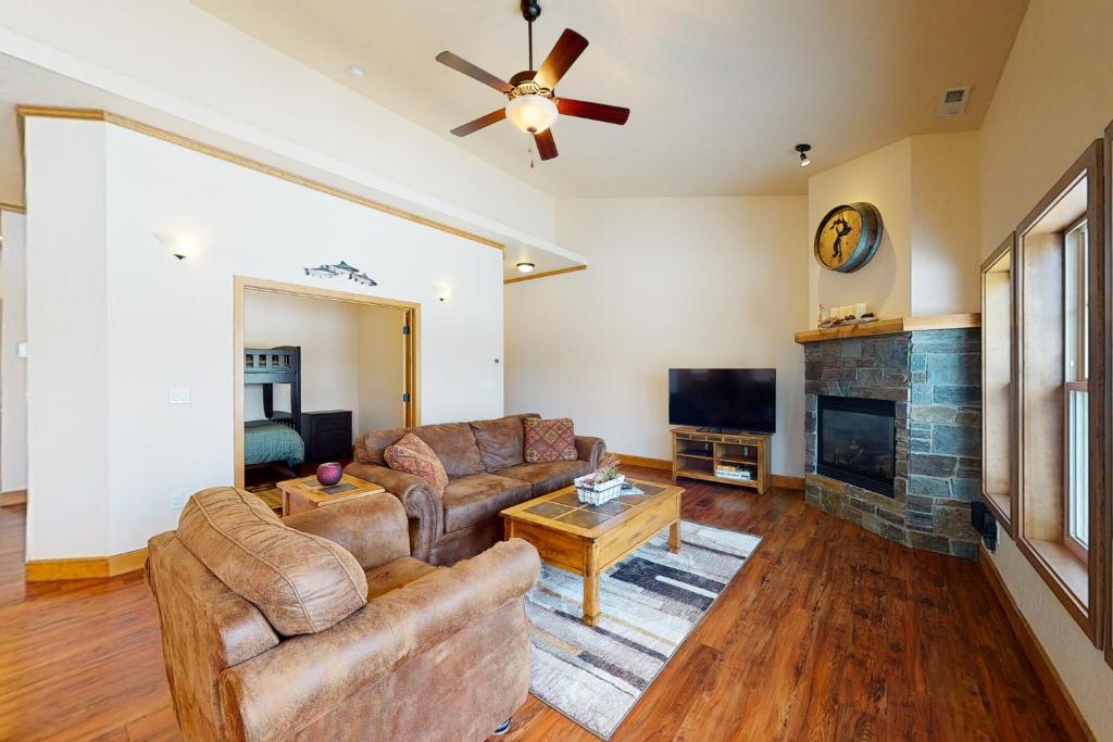 The Blue Heron, Dover (updated prices 2024)