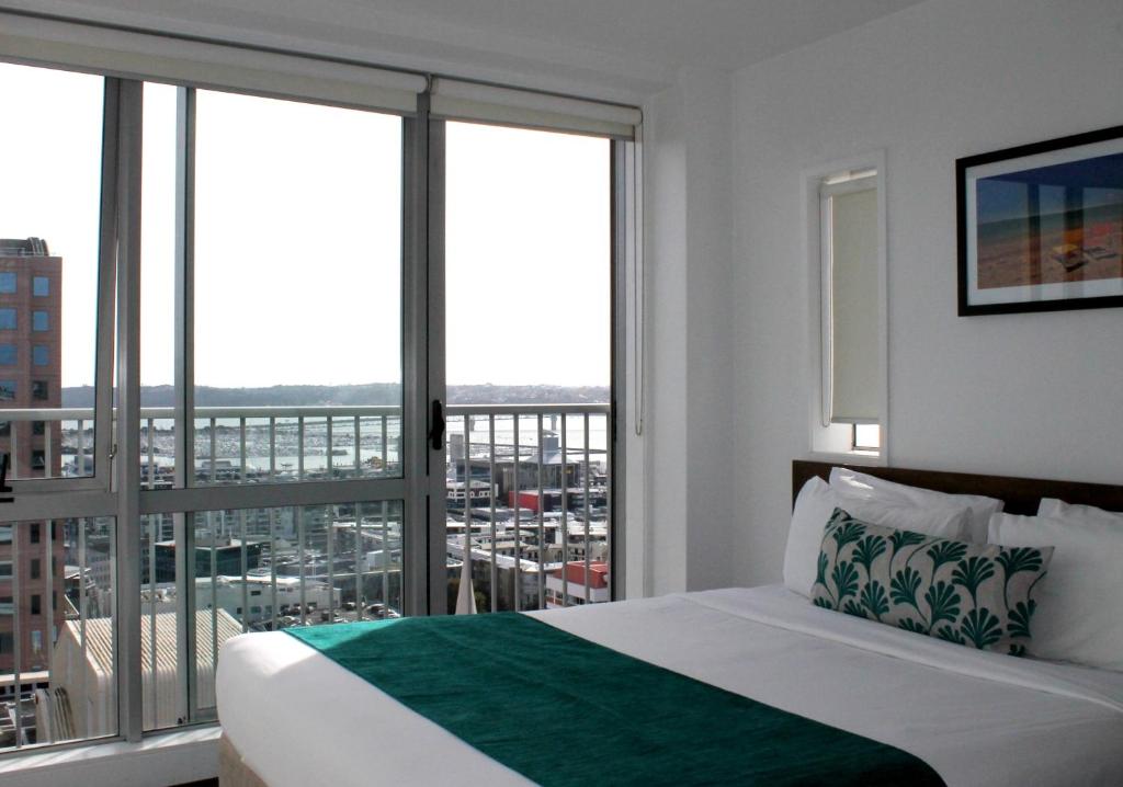 Barclay Suites - Resim 23