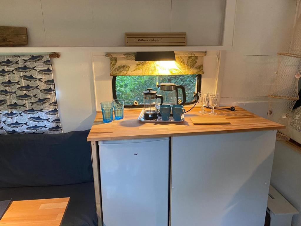 Kuchyň nebo kuchyňský kout v ubytování Campingplatz Mariengrund