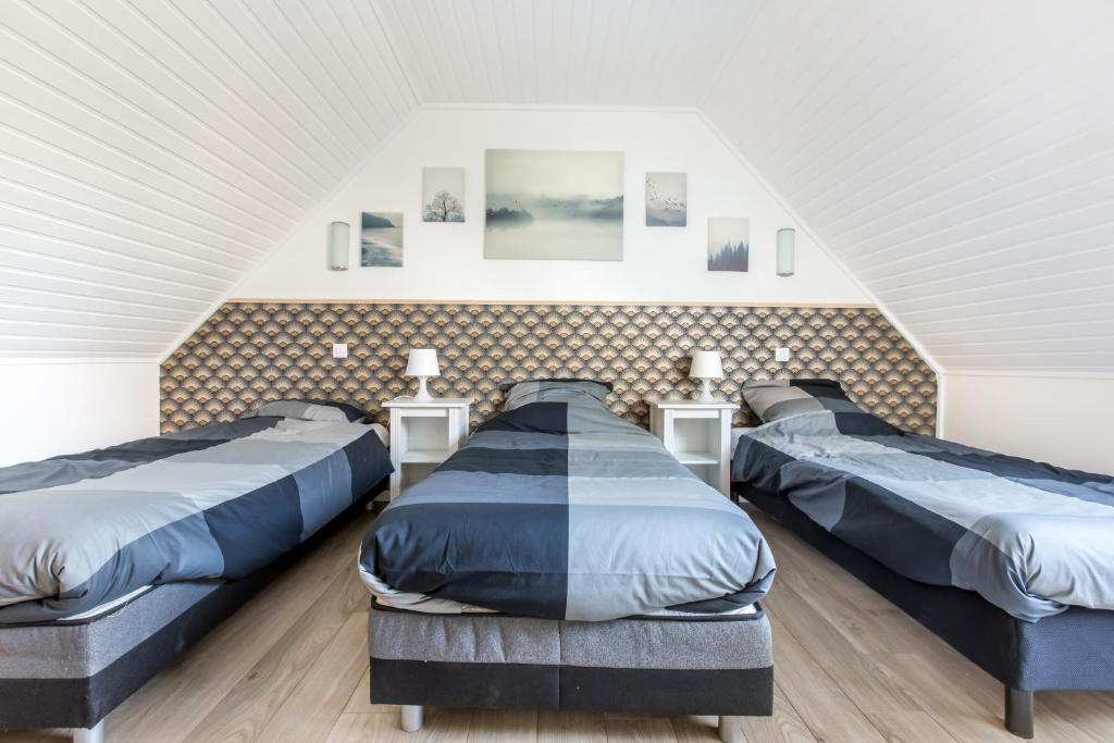 Postel nebo postele na pokoji v ubytování Maison Alice /Maison avec vue sur les champs