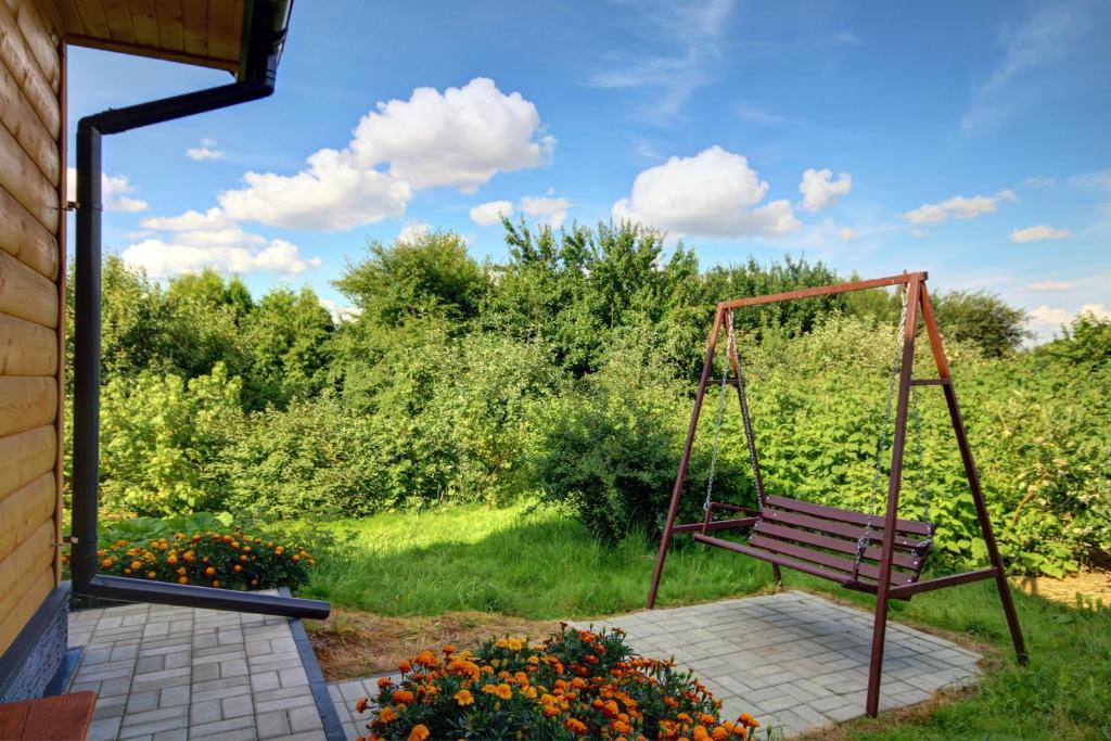 Vonkajšia záhrada v ubytovaní Domek Twórczy Kąt