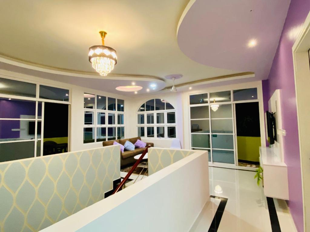 Posezení v ubytování Hedheykuri Residence Fuvahmulah