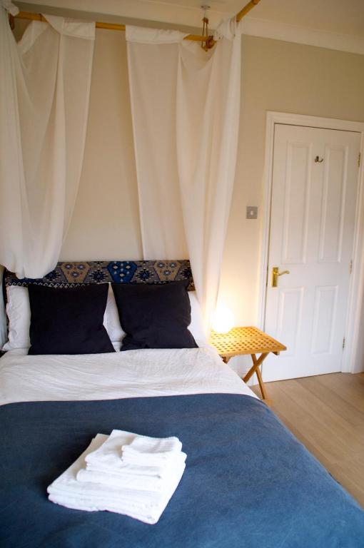 Brookview Guest House - Double Room With Garden View