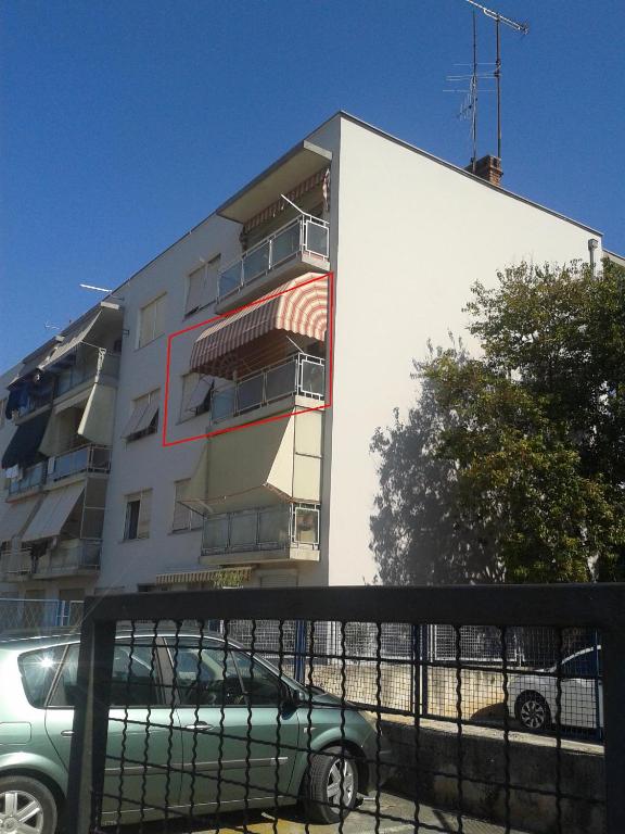 Budova, v ktorej sa apartmán nachádza