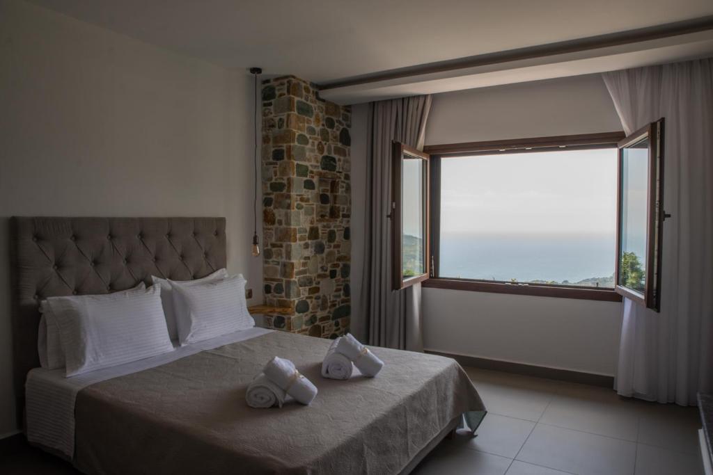 Aelia Mount Suites - Deluxe Studio