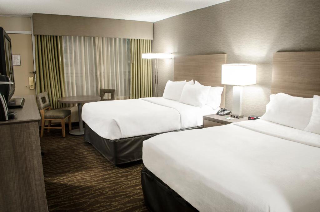 Holiday Inn Fargo by IHG photo