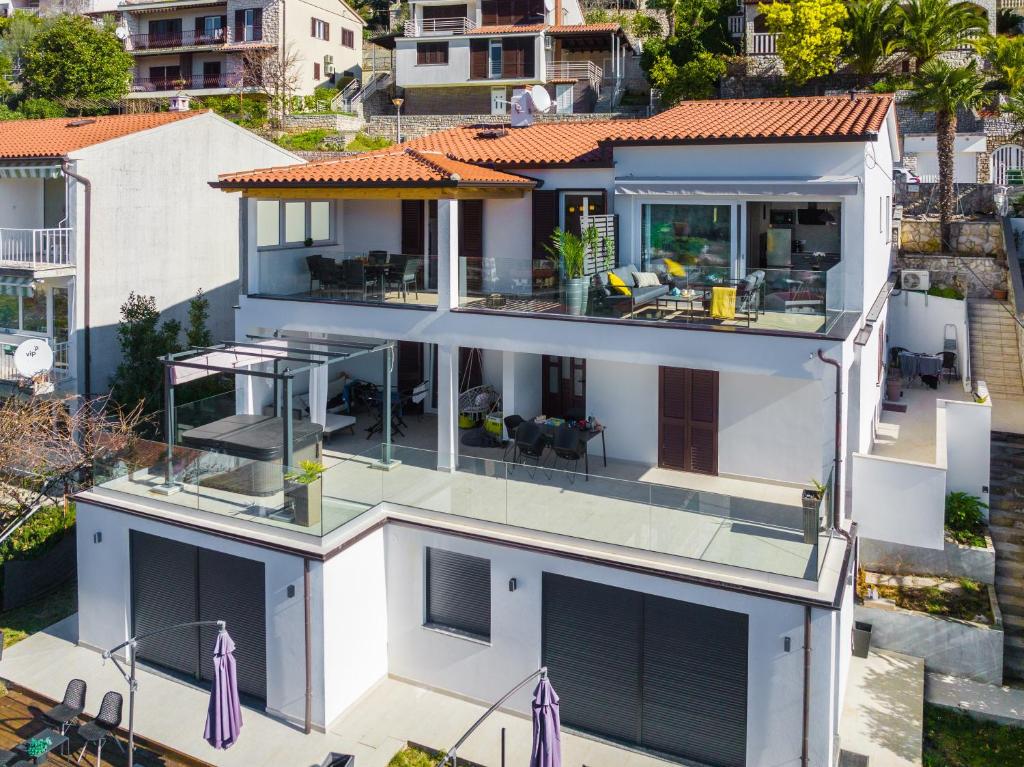 Budova, kde se apartmán nachází