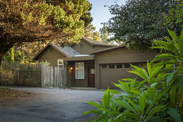 Heritage House Resort & Spa - 