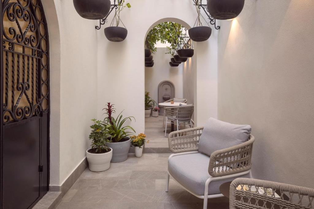 Casa Cleo Boutique Stays by Viadora - Apartment With Terrace