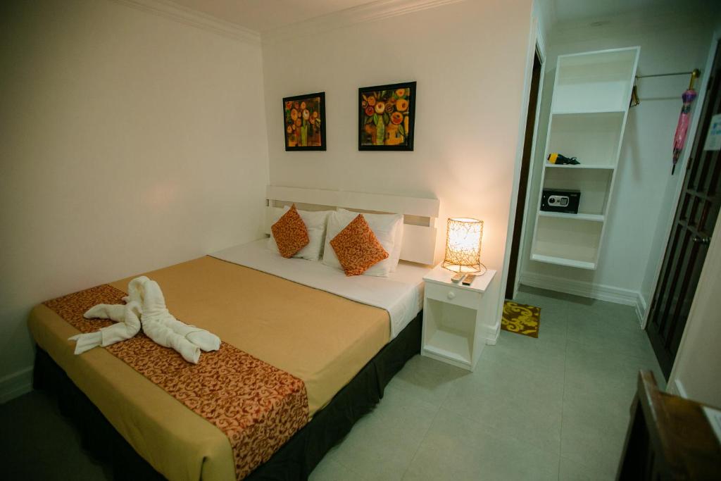 Kav's Beach Resort - Superior King Room With Terrace