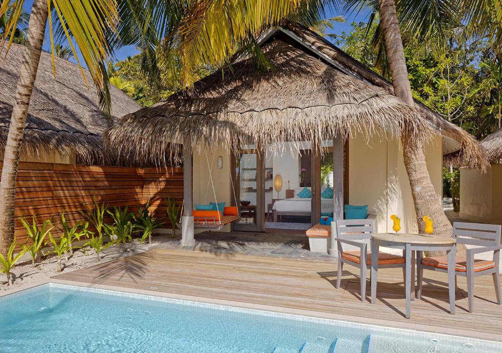 Bazén v ubytování Anantara Dhigu Maldives Resort nebo v jeho okolí