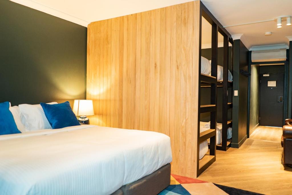 The Blue Hotel Bondi - Resim 43