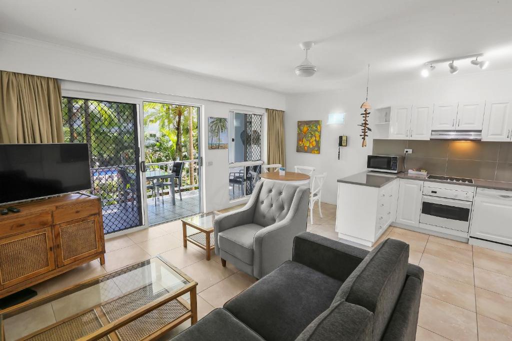 Agincourt Beachfront Apartments - Appartement D'une Chambre Avec Vue Sur Le Jardin