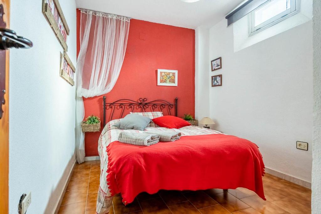A bed or beds in a room at Alojamiento Rural Cuatro Estaciones