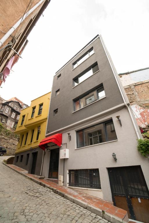 HHK Hotel - Apartment (3 Adults) Annex Building