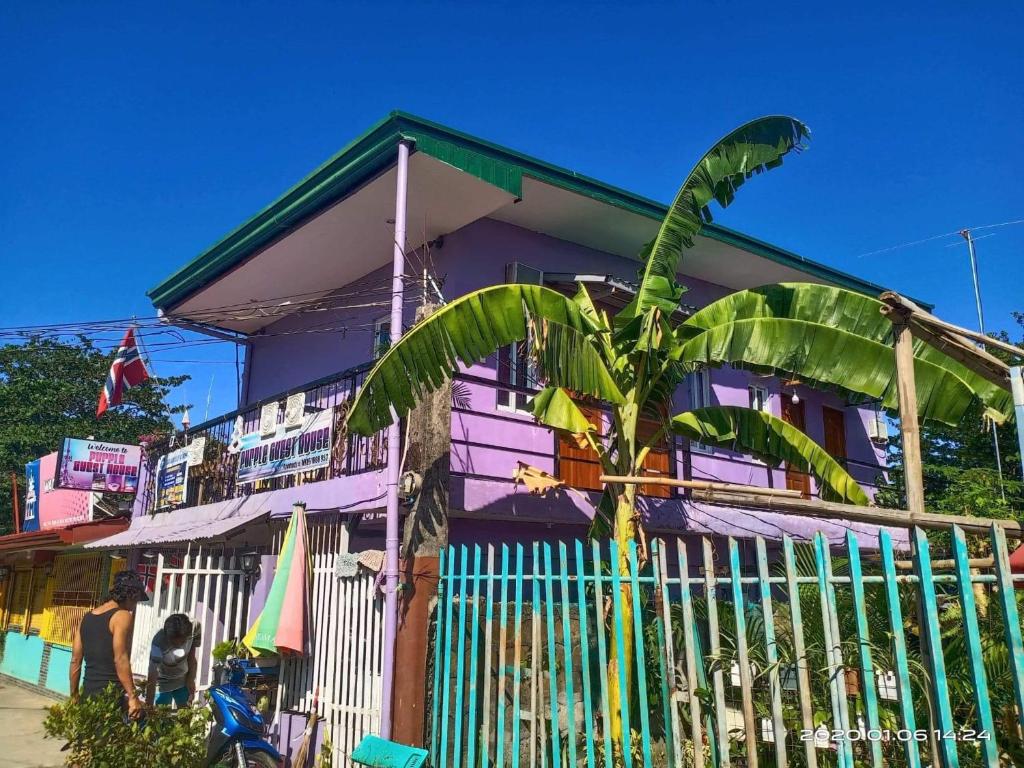 Gallery image of Purple Guesthouse in Nasugbu